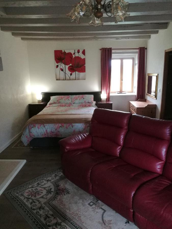 Brigueuil-le-Chantre Chez Pastuso Bed & Breakfast エクステリア 写真